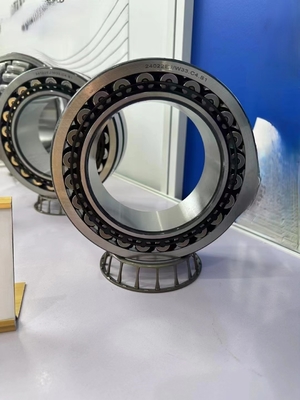 独立開発の二列ローラーベアリング 24030EJ/W33 建築材料のショップ用
