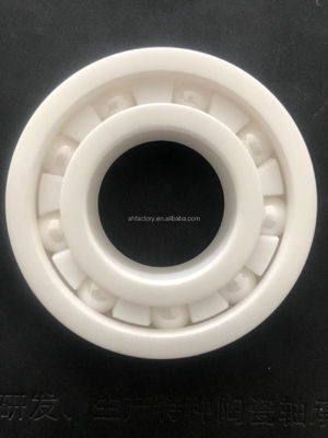 深溝球構造 低保守要求のための完全なセラミックベアリング608