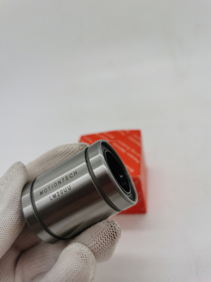 長期使用寿命 CNC LM20UU 20x32x42mm の線形シフト用 線形シフト用